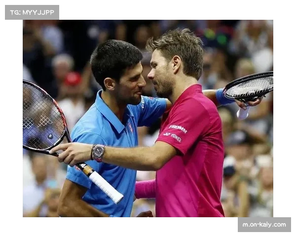 温情时刻：癌症康复小球迷受邀为比赛开球，双方球员列队击掌欢迎